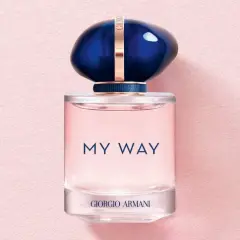 Sekret piosenki z reklamy perfum Si: Kto naprawdę śpiewa ten utwór?