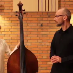 Kontrabas - budowa i techniki gry na tym niskim instrumencie smyczkowym
