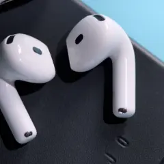 Jak odróżnić AirPods 1 od 2 - kluczowe różnice, które musisz znać