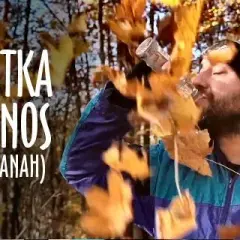 Kawka na wynos – szokujący wykonawca, który podbija serca słuchaczy