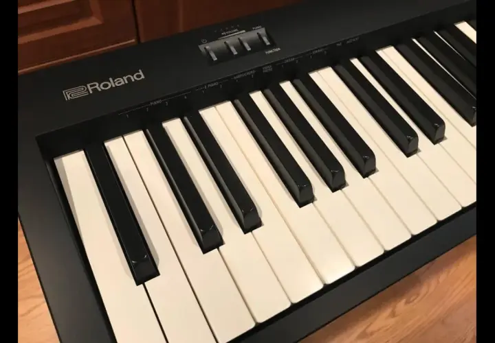  Roland FP 10 - Rozwiązanie dla Początkujących Pianistów | Pianino Cyfrowe