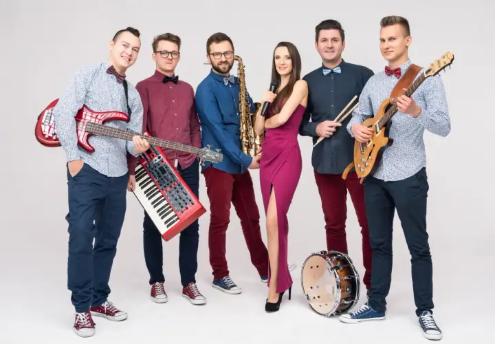 Jakie pytania do DJ na wesele, aby uniknąć rozczarowań?