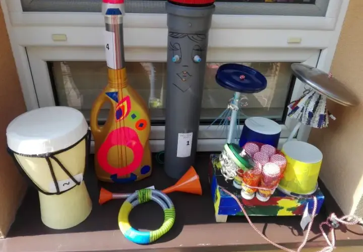 Instrumenty muzyczne z recyklingu - jak stworzyć własne?