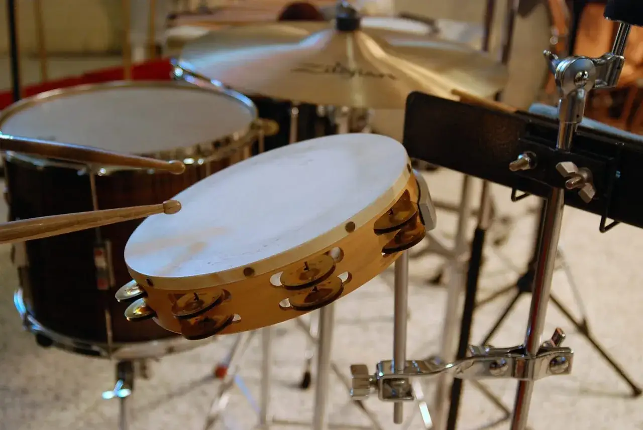 Zdjęcie Instrumenty ludowe w muzyce balkanów - ich charakterystyka i pochodzenie
